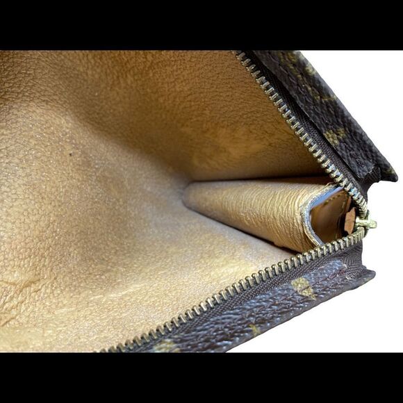 Louis Vuitton Classic Monogram zippered Pochette logo leather tan brass loop - Picture 9 of 12